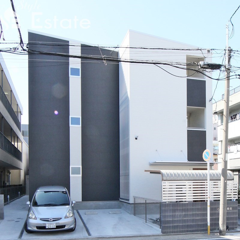 建物外観　オートロック付・インターネット無料