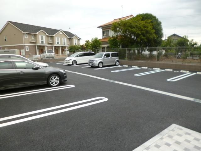 駐車場　★平置きの敷地内駐車場です★
