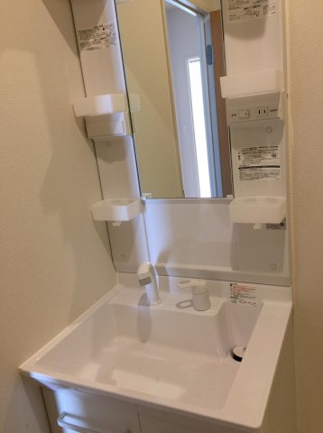 洗面設備　過ごしやすい室内です