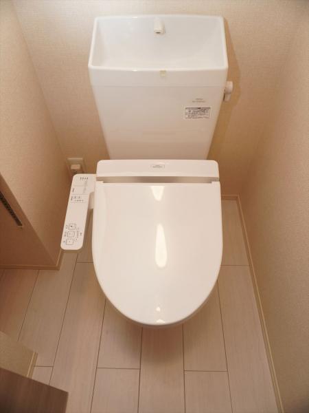 トイレ　トイレ