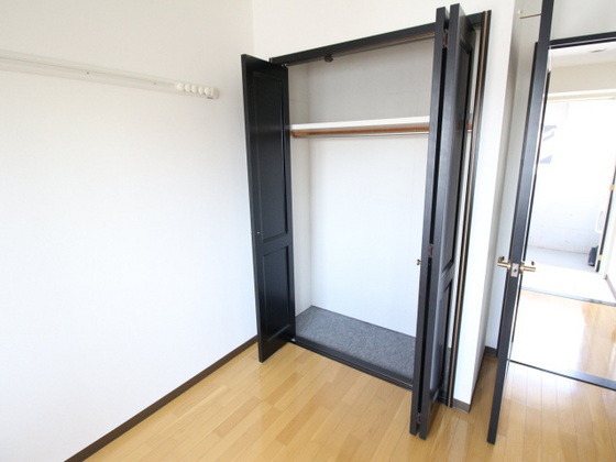 収納　※別部屋の写真です