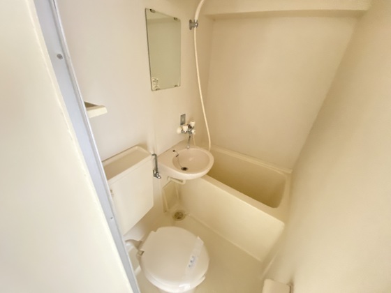 トイレ　※別部屋の写真です