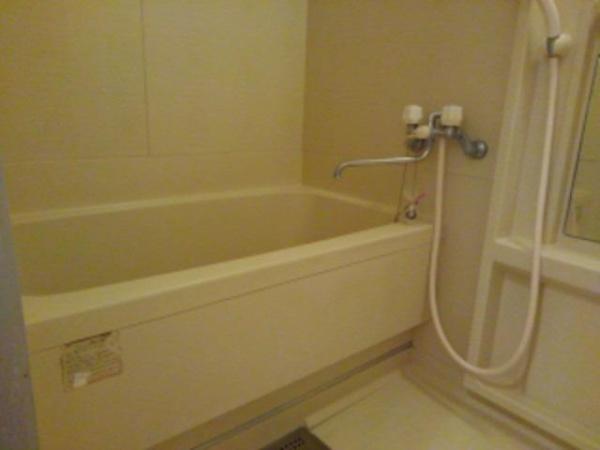 バス・シャワールーム　綺麗な水廻り！