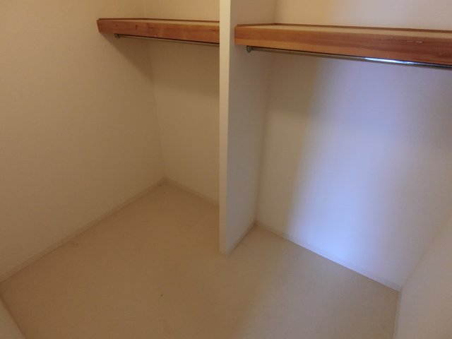 収納　他のお部屋の参考写真となります。