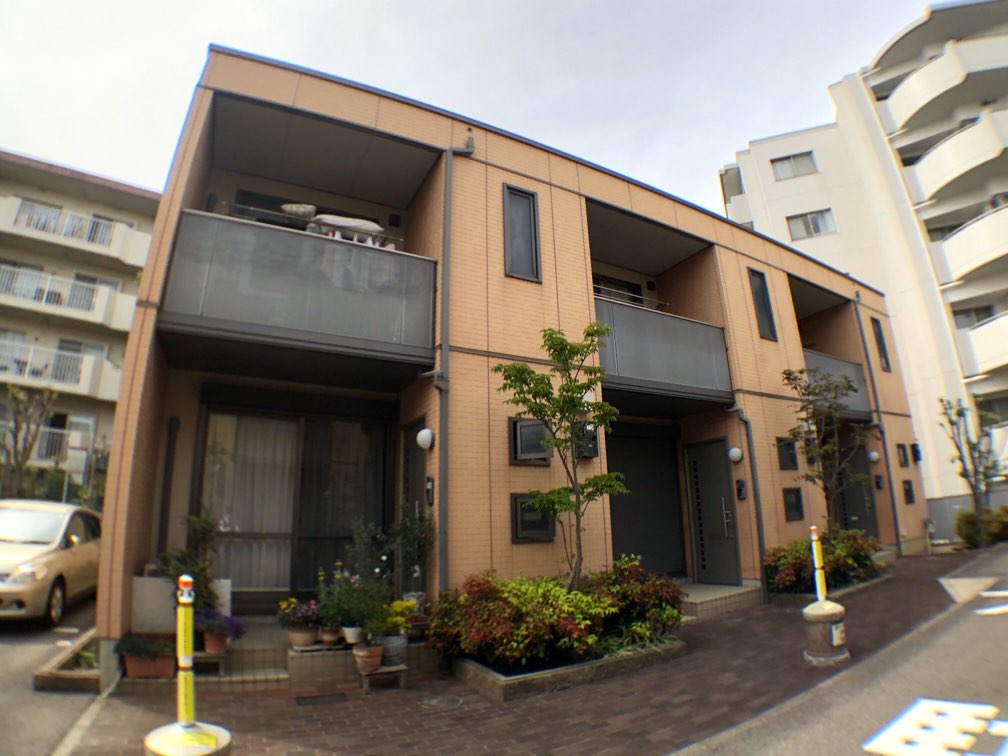 建物外観　TVインターホン付きです♪