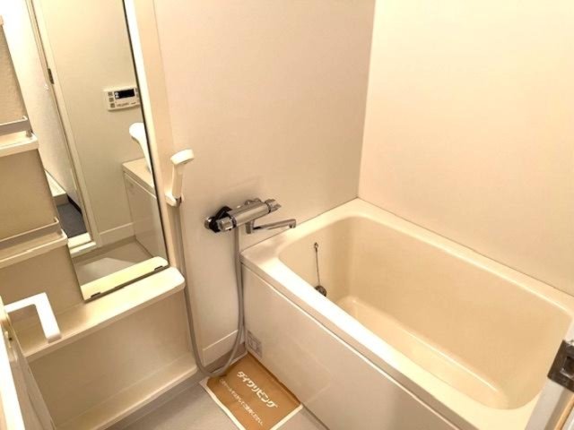 バス・シャワールーム　参考写真（同物件別部屋）