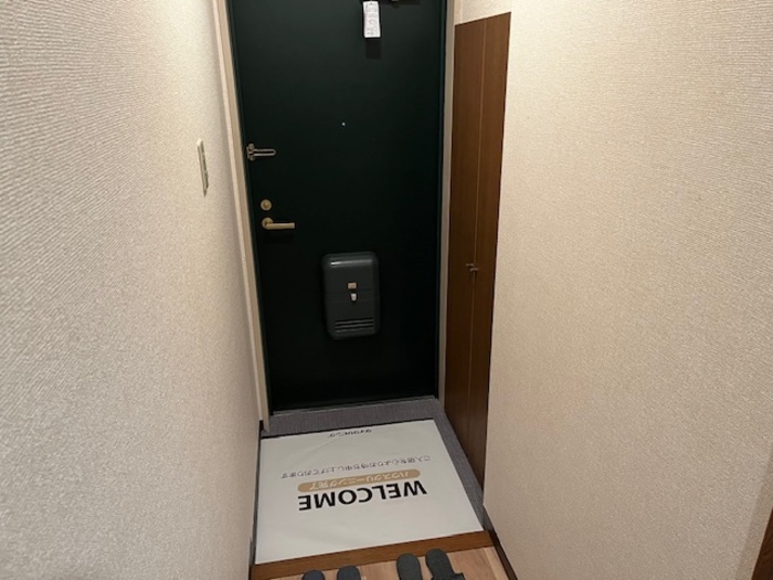 玄関　参考写真（同物件別部屋）