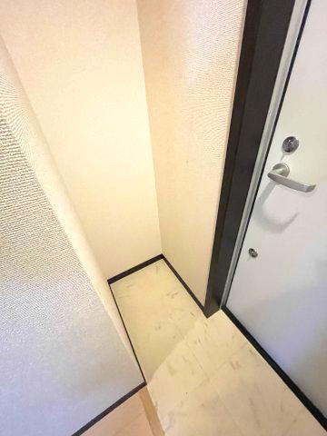 その他部屋・スペース　イメージとして同マンション他部屋を表示しています