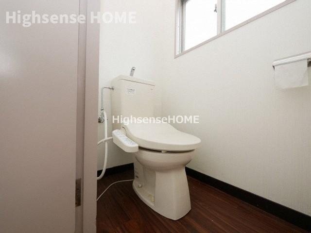 トイレ　清潔感のあるトイレです