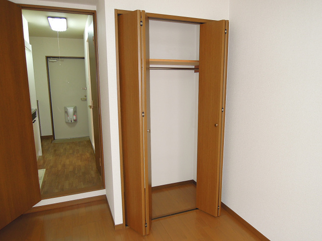 収納　クローゼット