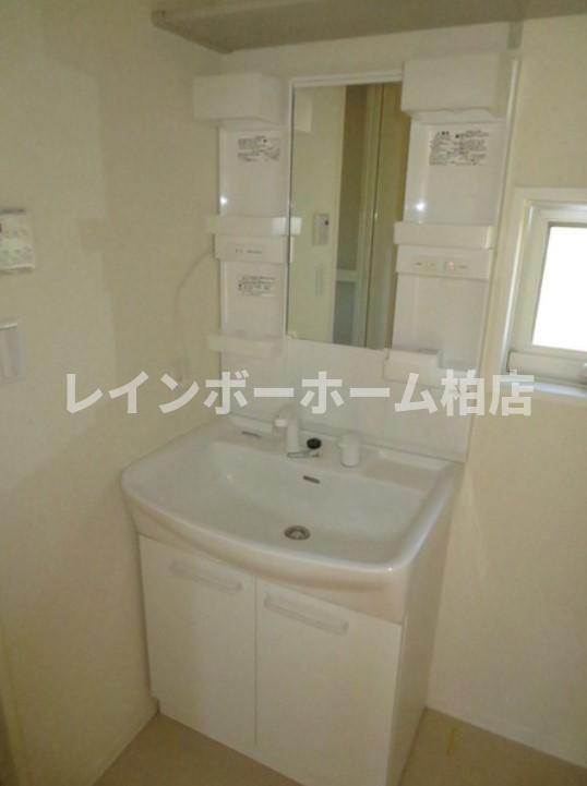 洗面設備　洗面所です
