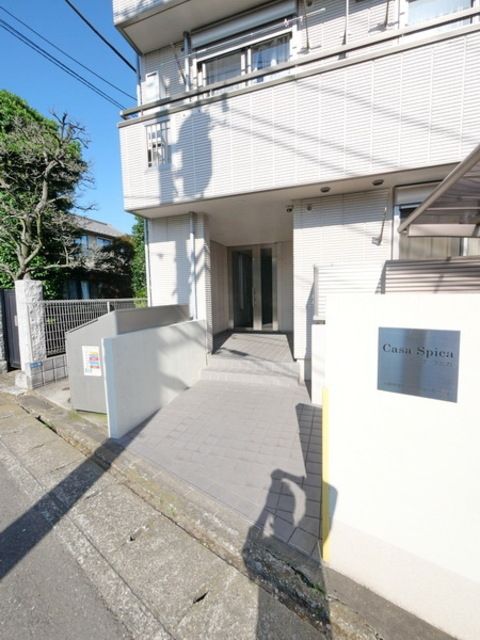 エントランス　★お部屋探しはタウンハウジング稲田堤店まで★