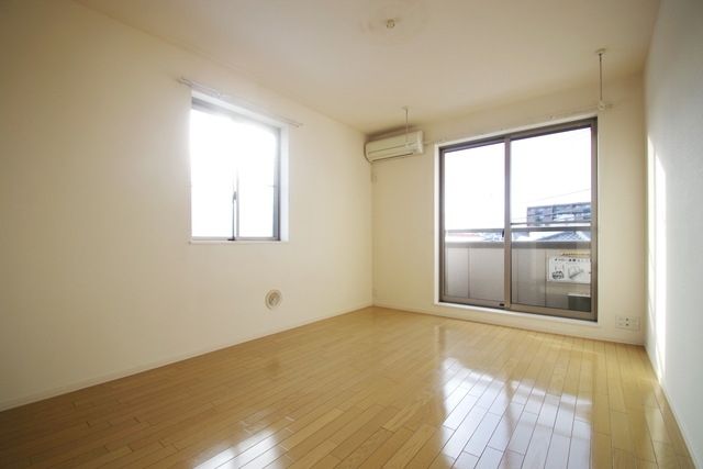 居室・リビング　★お部屋探しはタウンハウジング稲田堤店まで★