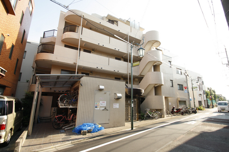 建物外観　Ｈ２６年１１月共用部大規模修繕済