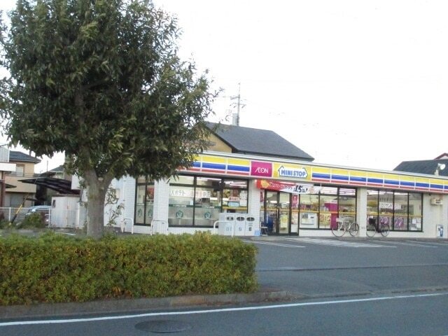 その他　ミニストップ西小川店（その他）まで400m