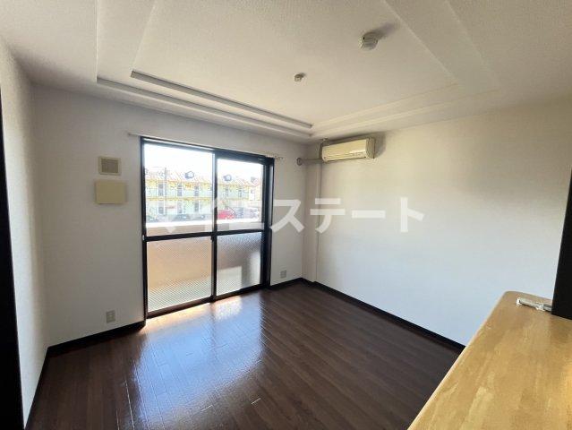 居室・リビング　別部屋写真