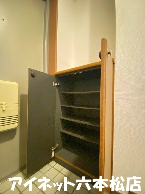 収納　玄関収納もございます。