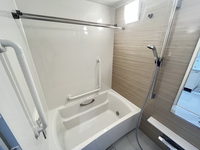 バス・シャワールーム　※同タイプのお部屋の写真を掲載しております。
