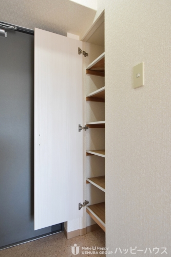 セキュリティ　反転タイプのお部屋のお写真です。現況優先でお願いします。