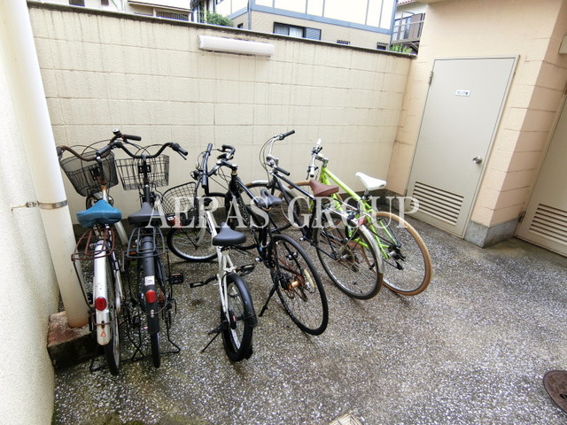 駐車場　駐輪場