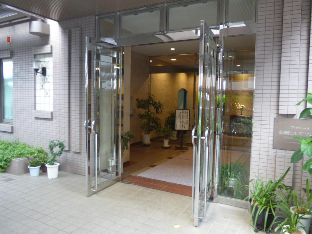 その他　さあ中へそうぞ