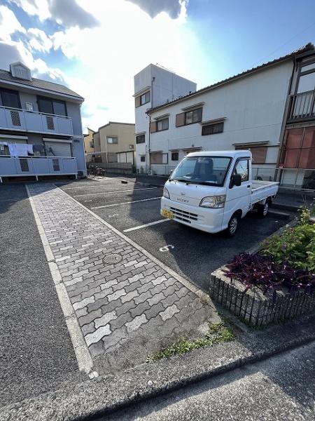 駐車場　駐車場！