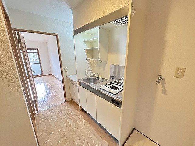 キッチン　同マンション別部屋