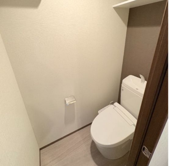 トイレ　ゆったりとした空間のトイレです