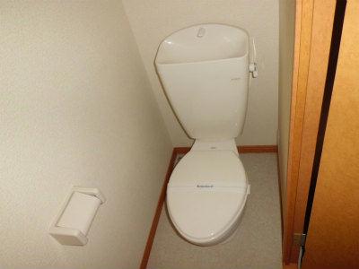 トイレ　ゆったり寛げるトイレです。