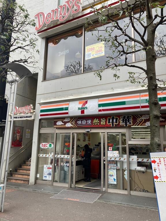 コンビニ　セブンイレブン世田谷キャロットタワー前店（コンビニ）まで60m