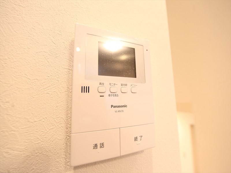 セキュリティ　ＴＶモニター付インターホン　イメージ写真