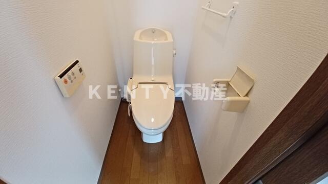 トイレ　清潔感のあるトイレです