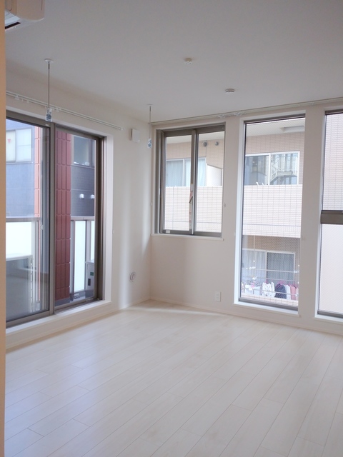 その他部屋・スペース　★明るい内装のお部屋です★