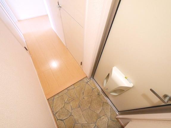 玄関　ゆったりとした玄関です