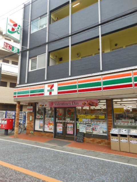 コンビニ　セブンイレブン（コンビニ）まで415m