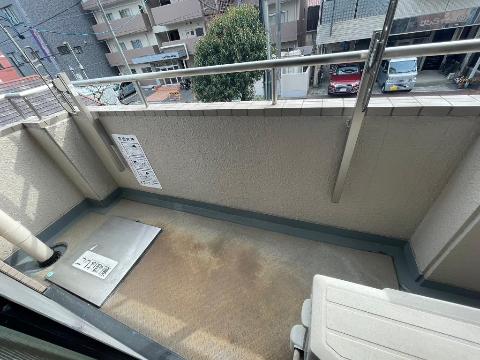 バルコニー　ベランダ