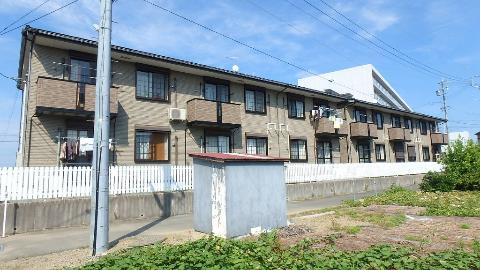 建物外観　外観写真（昼）