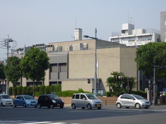 銀行　日本銀行（銀行）まで280m