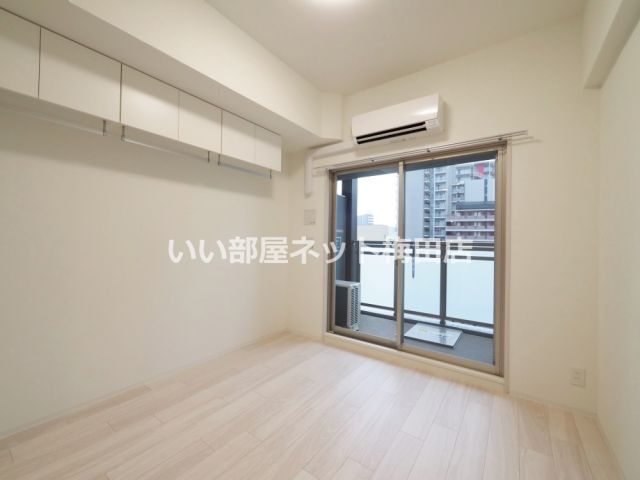 プレリス阿波座Bloomの居間写真