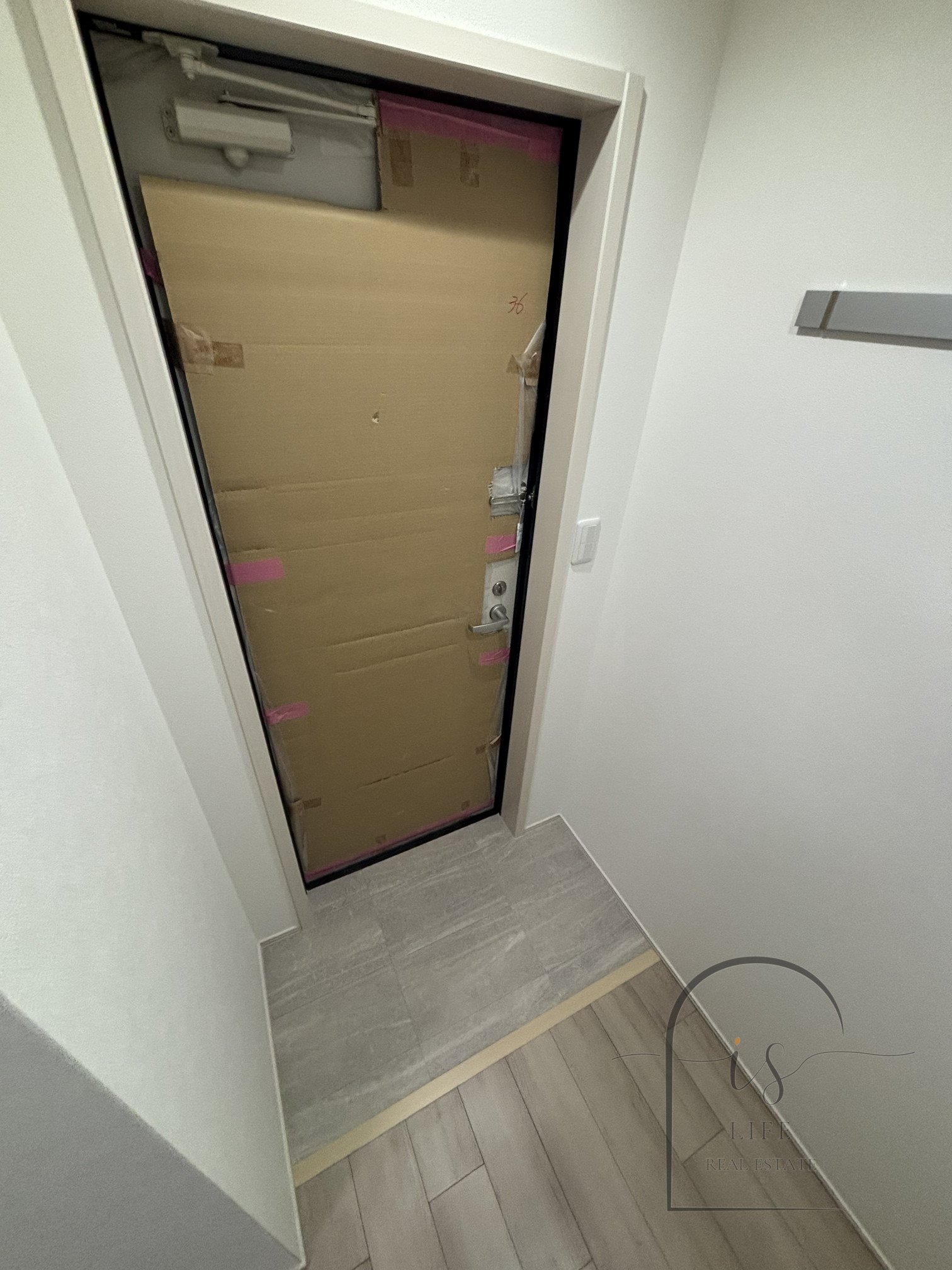 玄関　イメージ写真