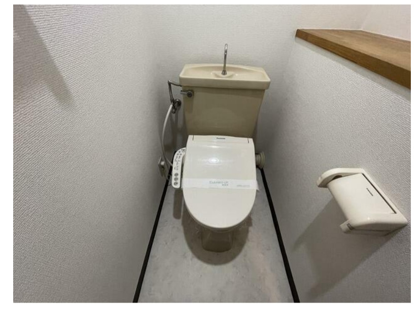 トイレ　別部屋参考写真