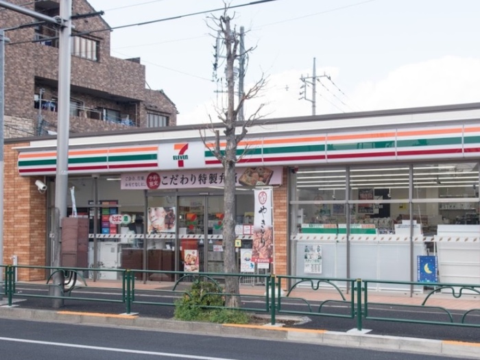 コンビニ　セブンイレブン吉祥寺立教通り店（コンビニ）まで400m