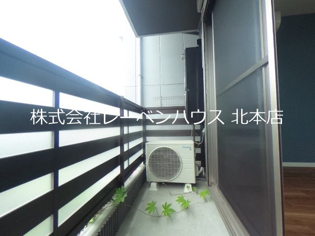 バルコニー　同物件別部屋参考写真