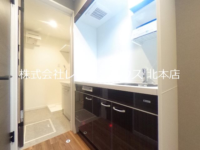 キッチン　同物件別部屋参考写真