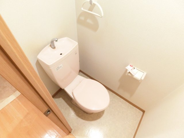 トイレ　同物件別部屋