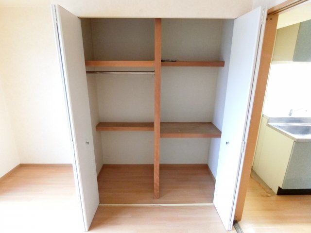 収納　同物件別部屋