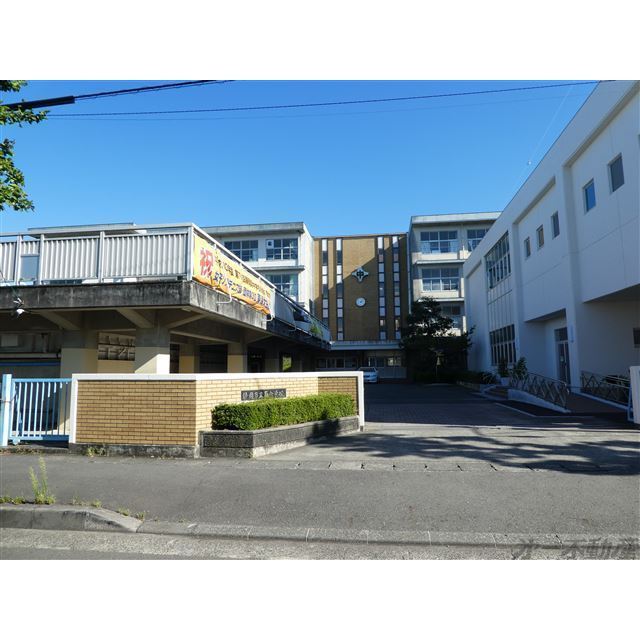 中学校　静岡市立南中学校（中学校）まで350m