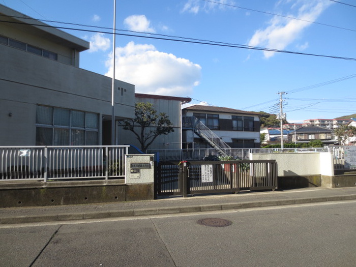 幼稚園・保育園　津久井保育園（幼稚園・保育園）まで408m