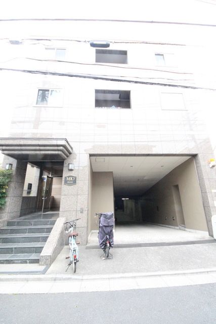 エントランス　お問い合わせはお早めに