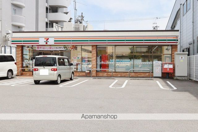 コンビニ　セブン－イレブン徳島沖浜東店（コンビニ）まで360m